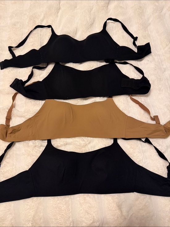 Auden Other - Auden Seamless Wireless Bra Set in Black & Brown set of 4
